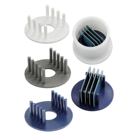 Plastic embedding sample clips